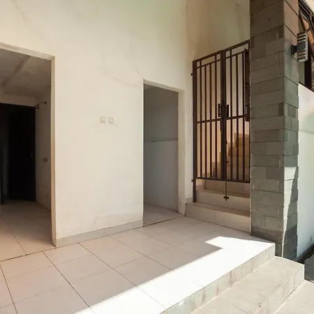 Urbanview Hotel Syariah Villa SM Cisarua Puncak by RedDoorz-2